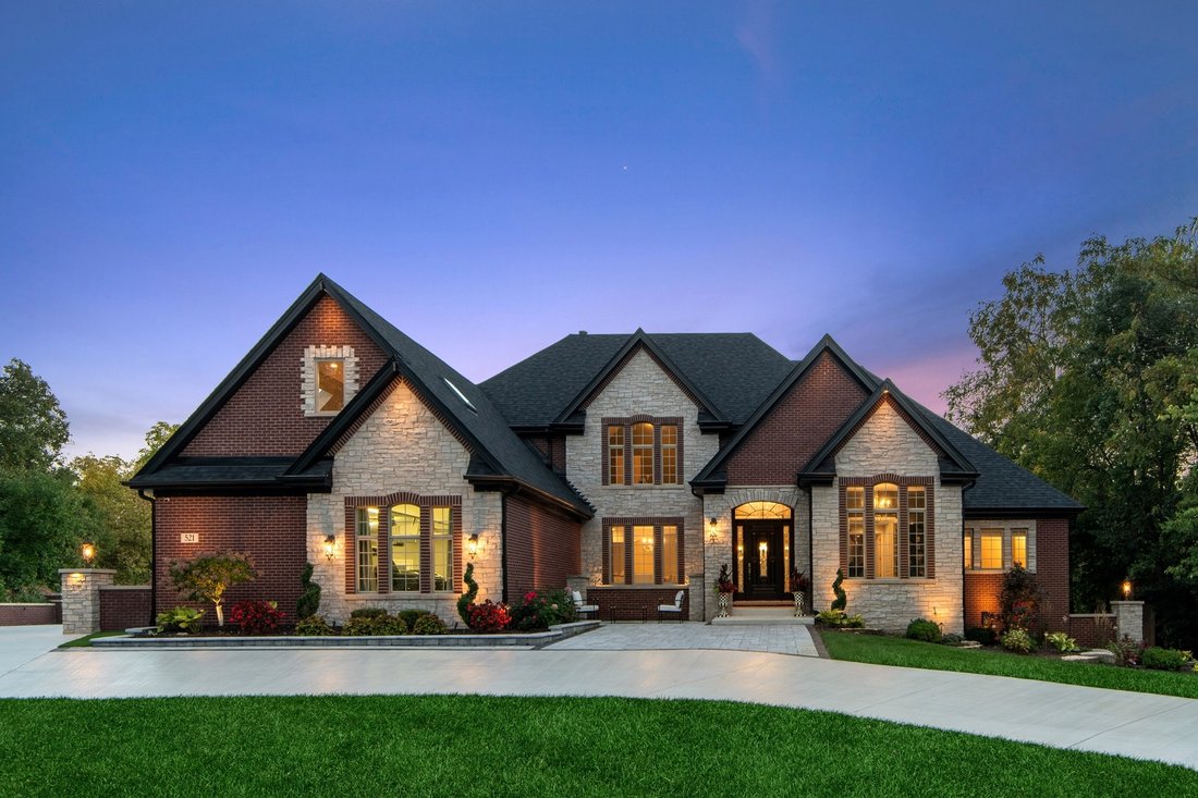 6 Bedrooms Single Family Detached In New Lenox, Illinois, United States For Sale (13457403)