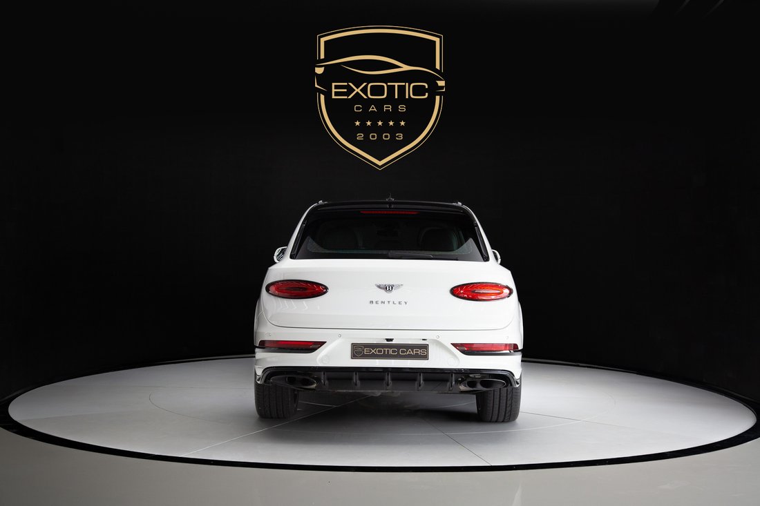 Suv in Dubai, Dubai, United Arab Emirates 5 - 13461790
