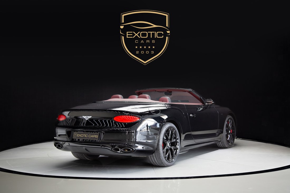 Cabriolet in Dubai, Dubai, United Arab Emirates 4 - 13461803
