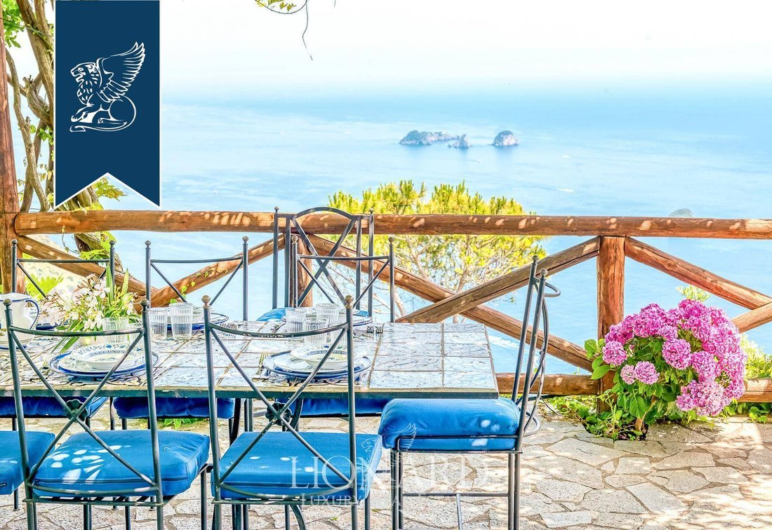 Villa in Sorrento, Campania, Italy 3 - 13458213