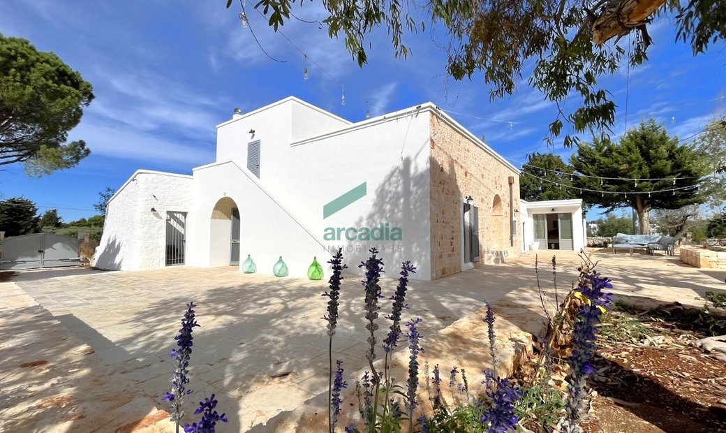 Luxury Masseria On Sale In Monopoli In Monopoli, Apulia, Italy For Sale