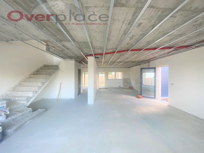 House 4 Bedrooms Sale Peniche In Peniche, Leiria District, Portugal For Sale (13457696)