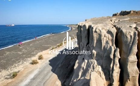Land in Thira, Aegean, Greece 1 - 13458360