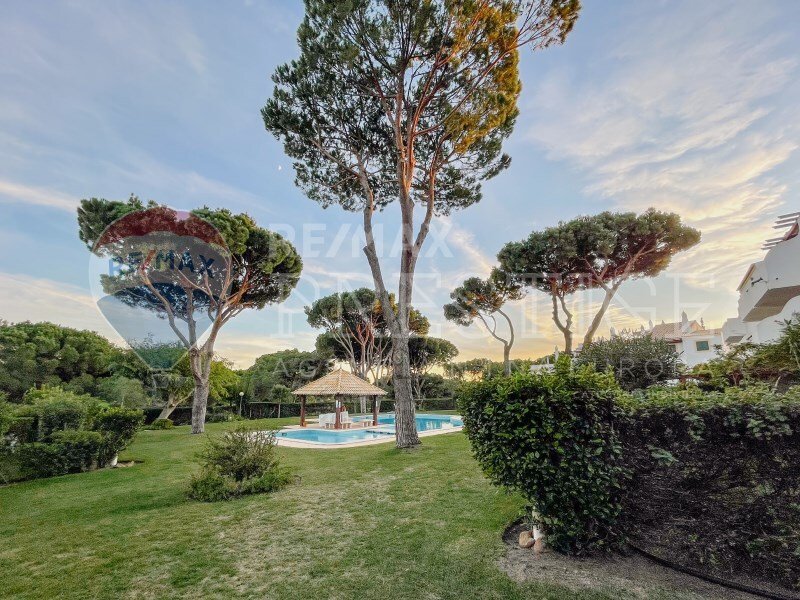 Located In Vilamoura, The Solar Do Golfe Condominium In Faro, Algarve