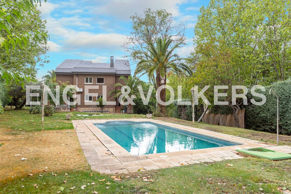 Original Property In El In Villaviciosa De Odón, Community Of Madrid