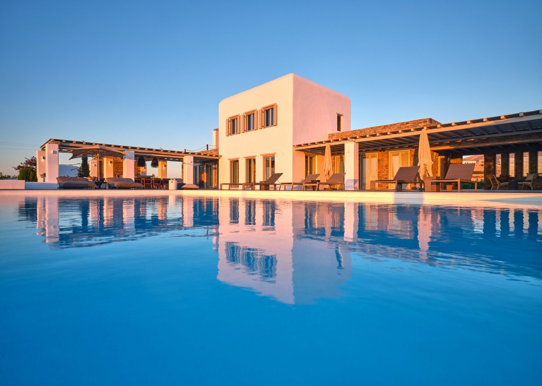 Villa in Paros, Aegean, Greece 1 - 11397271