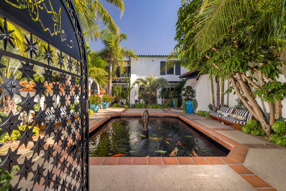 20 South 37th Place, Long Beach, Ca In Signal Hill, California, United