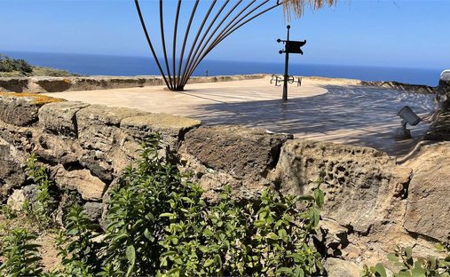 Villa in Pantelleria, Sicily, Italy 1