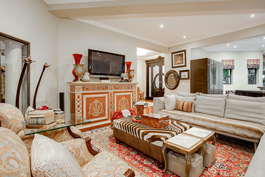 6 Bedroom Mansion Within Dainfern Golf Estate In Midrand, Gauteng