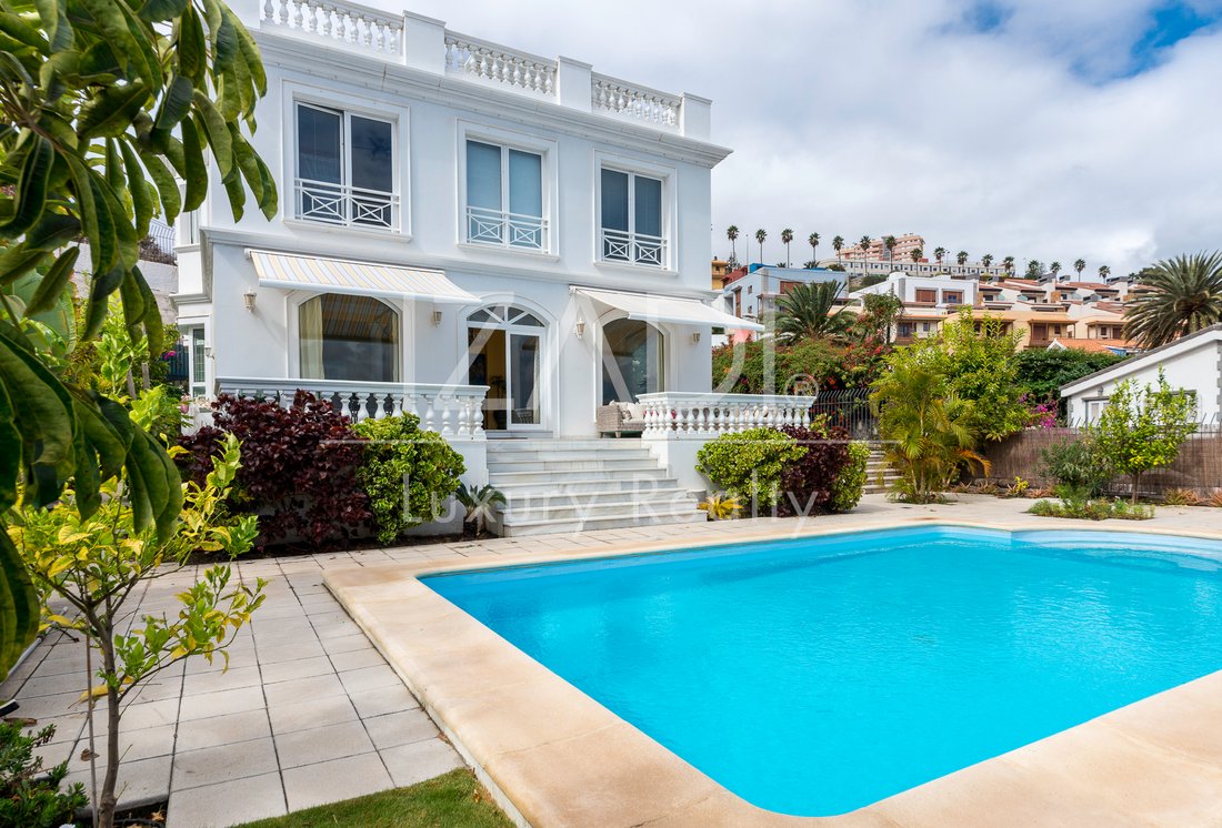Chalet in Ciudad Jardin, Las Palmas de Gran Canaria, Spain 1 - 10794560