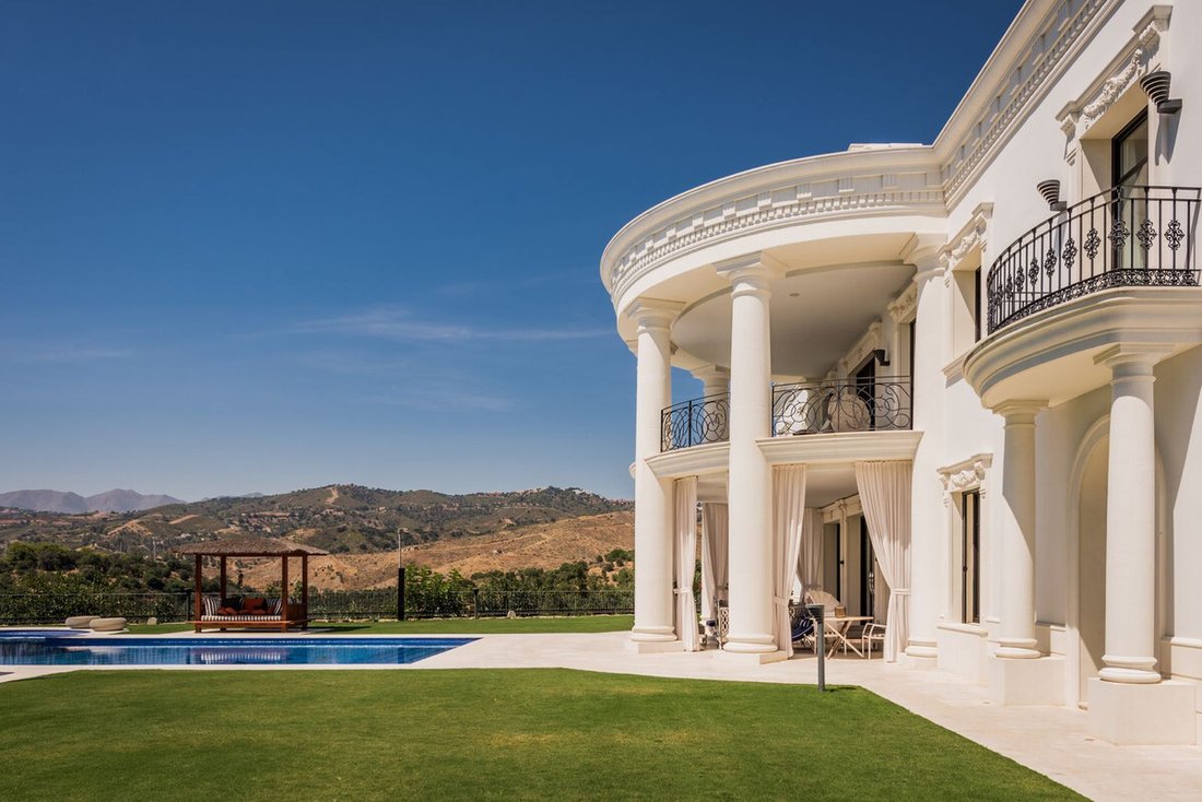 Villa in Elviria-Cabopino, Marbella, Spain 3 - 13465195