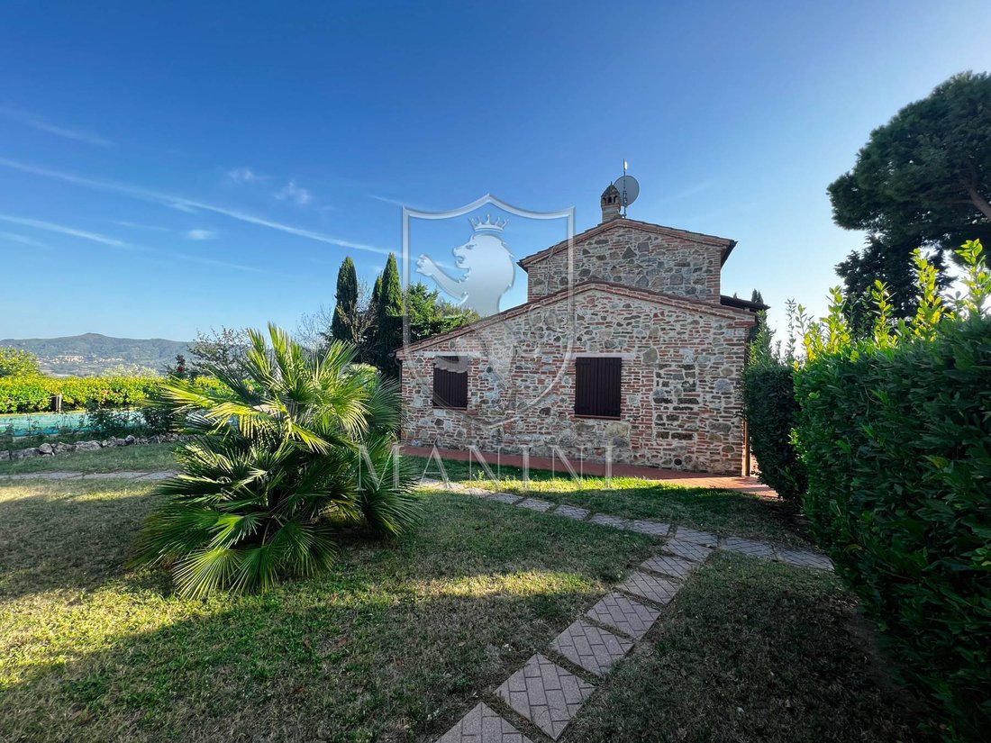 Country House in Castiglione del Lago, Umbria, Italy 2 - 13468309