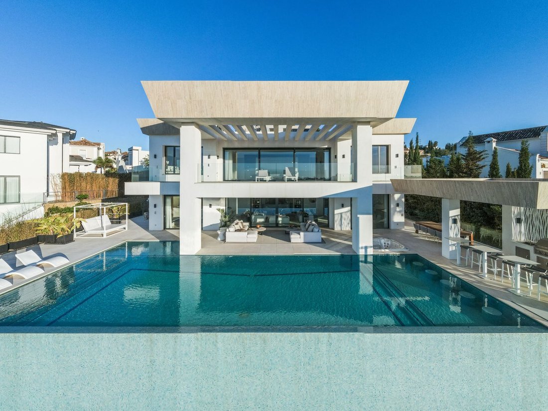 Villa in El Paraíso, Benahavis, Spain 4 - 13465157