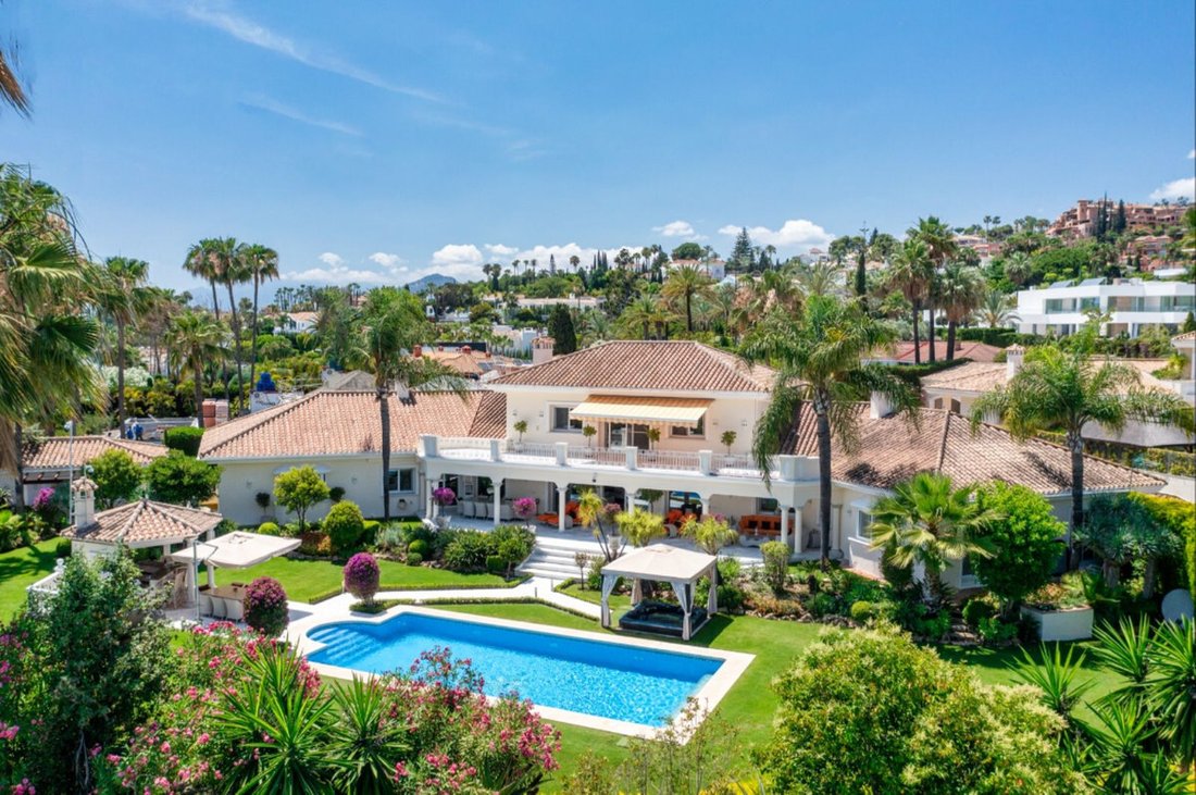 Villa in Nueva Andalucia, Marbella, Spain 3 - 13465320