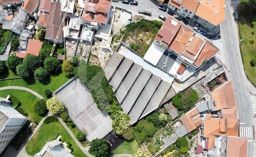 Lusso equestre terreno in vendita a Porto, Oporto, Portogallo