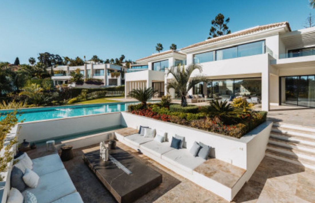 Villa in Nueva Andalucia, Marbella, Spain 2 - 13465253