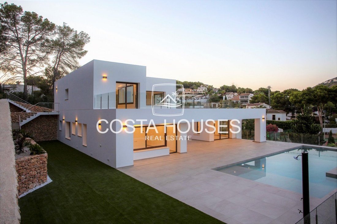Villa in Moraira, Teulada, Valencian Community 1 - 13467091