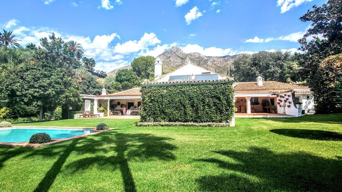 Villa in Marbella, Andalusia, Spain 4 - 13465191