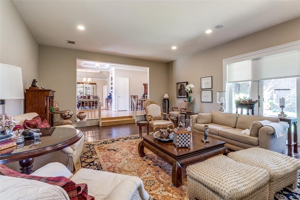 Redesigned Zero Lot Line Home With Style In Dallas, Texas, United