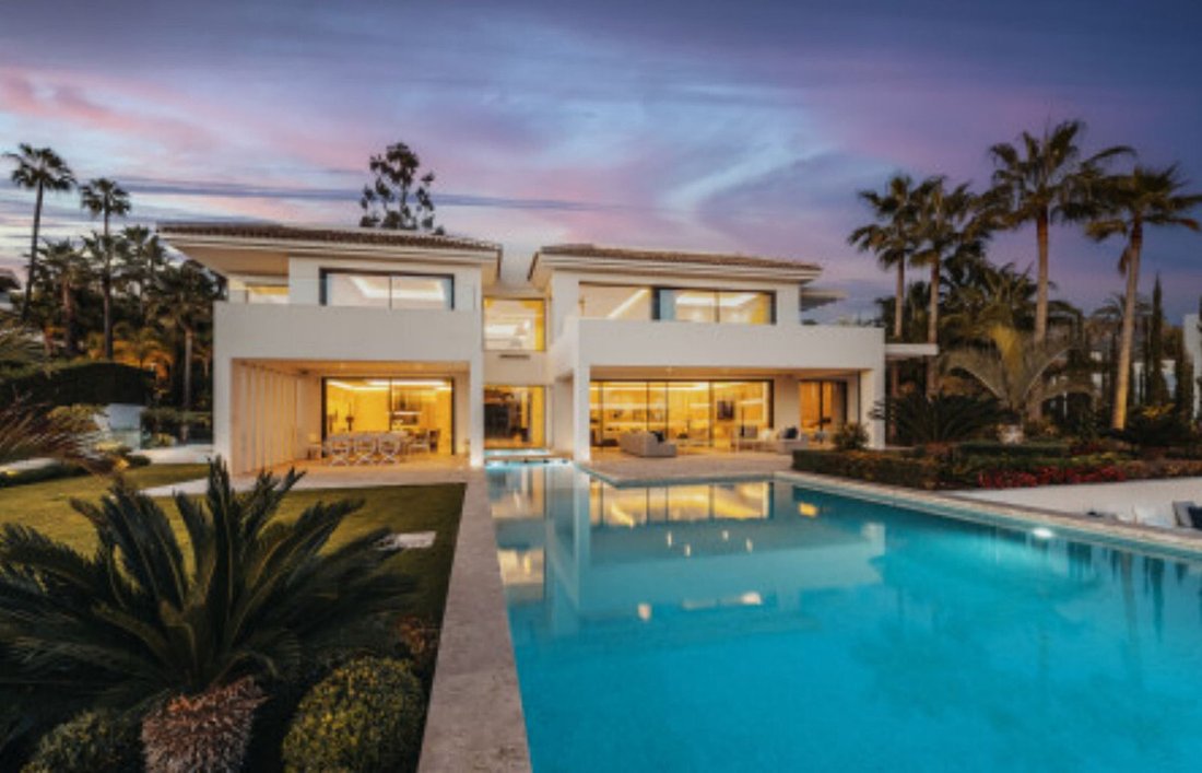 Villa in Nueva Andalucia, Marbella, Spain 1 - 13465253