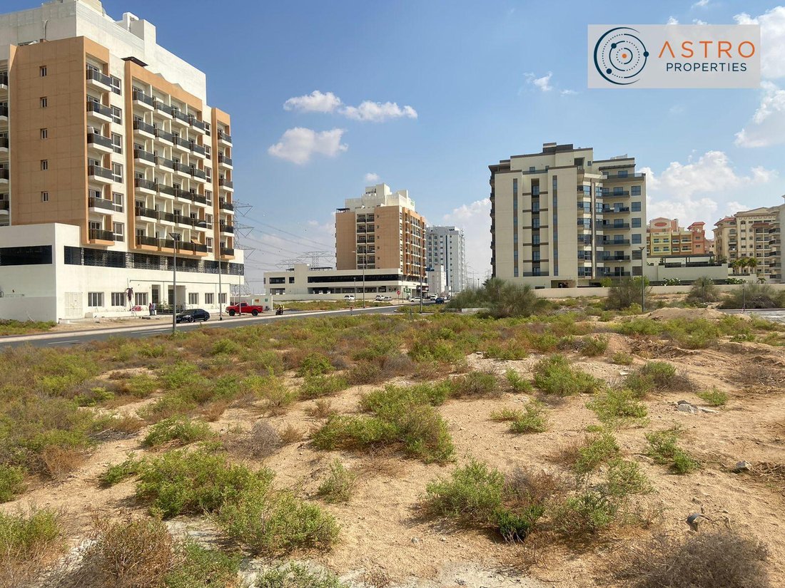 Freehold Gfa 60 K Sq Ft I Mixed Use In Dubai, Dubai, United Arab