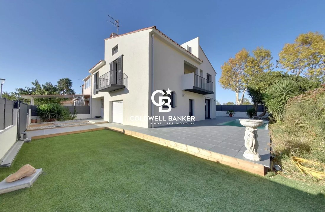 Satint Cyprien Modern Style Villa In Saint Cyprien, Occitanie, France