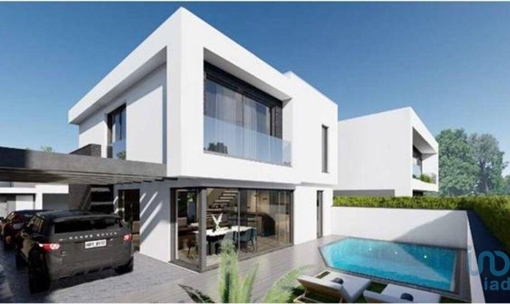 Seixal Town House In Seixal, Portugal For Sale (13469207)