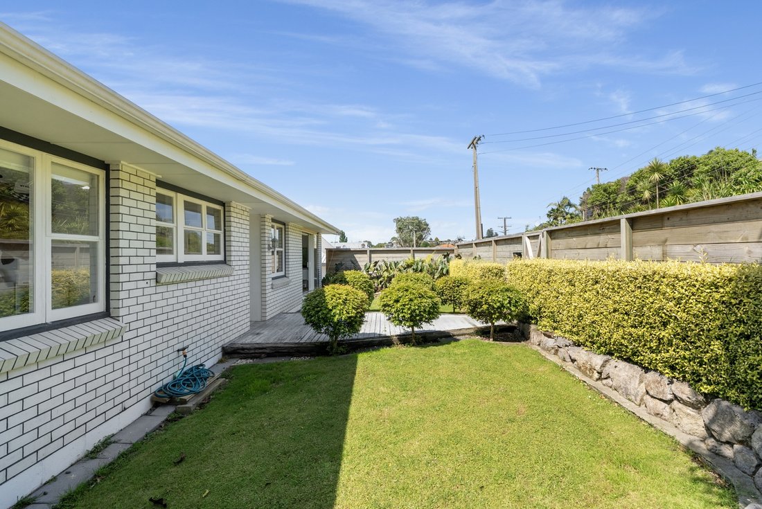 Pillans Point Of View! In Tauranga, Bay Of Plenty, New Zealand For Sale