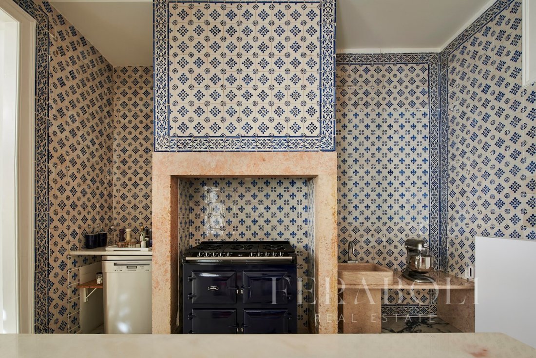 Apartment in Campo de Ourique, Lisbon, Portugal 3 - 13469973