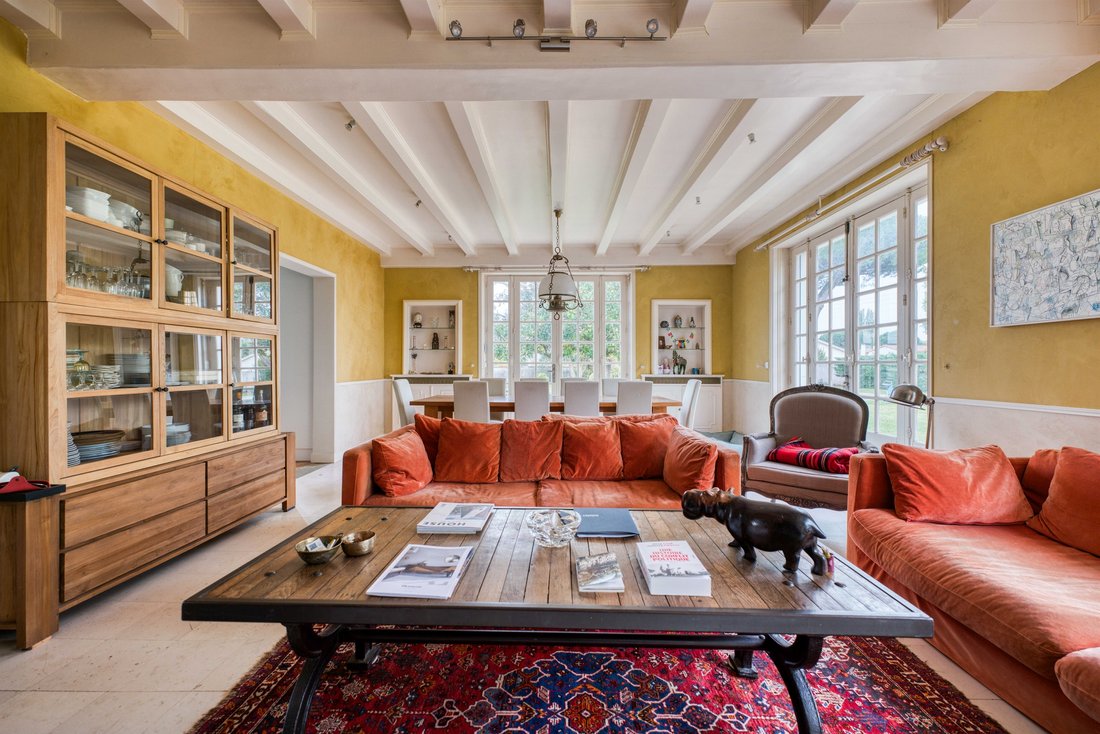 Beautiful Property In La Trembalde 800 M In Royan, Nouvelle Aquitaine