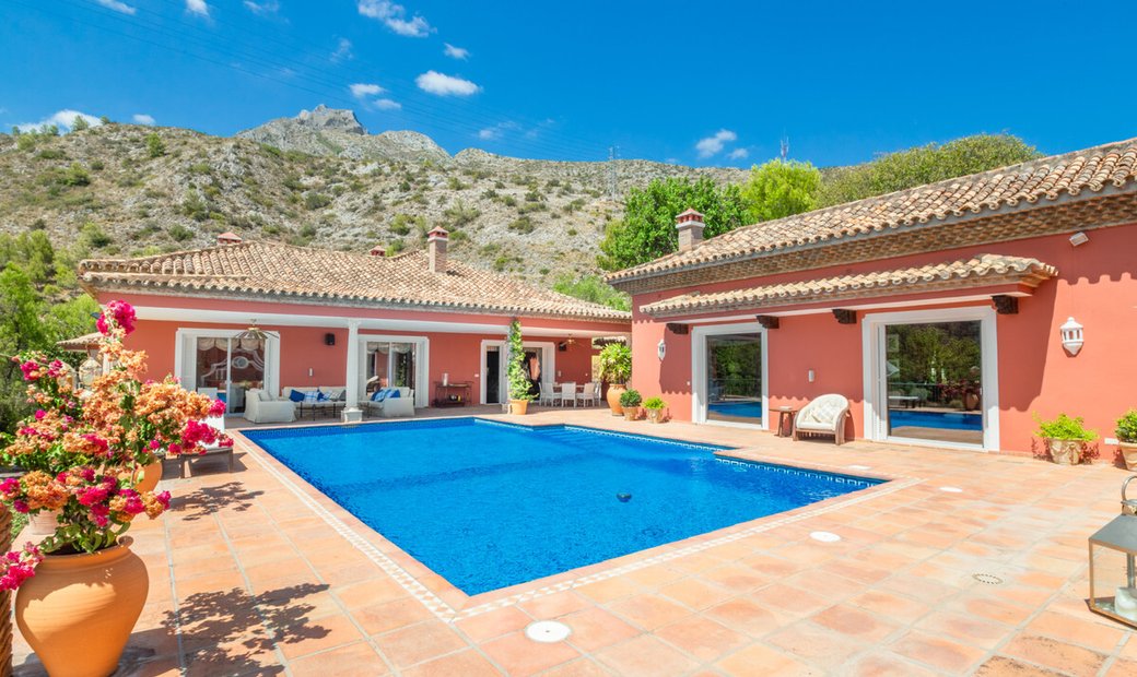 Sierra Blanca Detached House In Sierra Blanca, Spain For Sale (13471579)