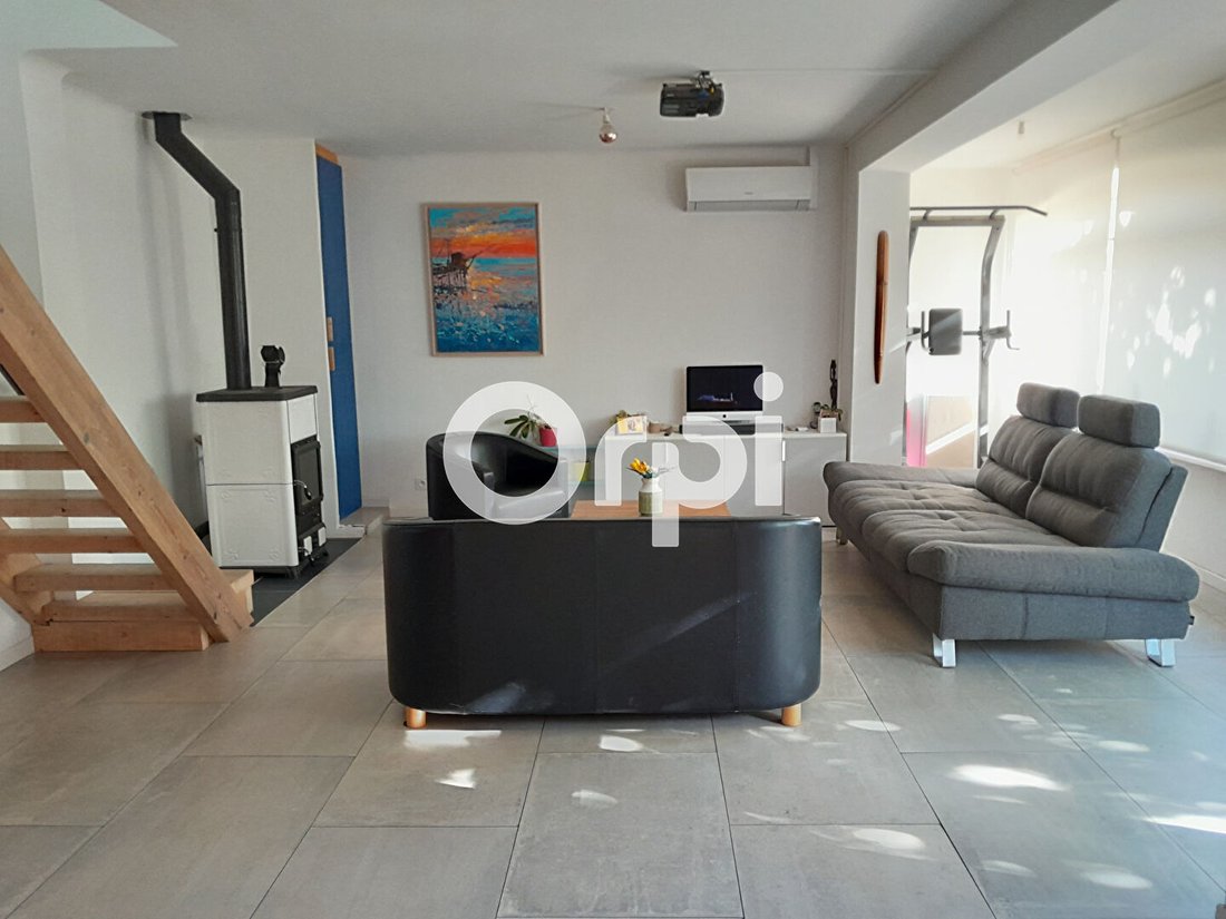House in Six-Fours-les-Plages, Provence-Alpes-Côte d'Azur, France 1 - 13474058