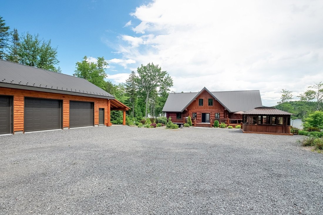 Lac Aux Sables, Mauricie In Lac Aux Sables, Quebec, Canada For Sale