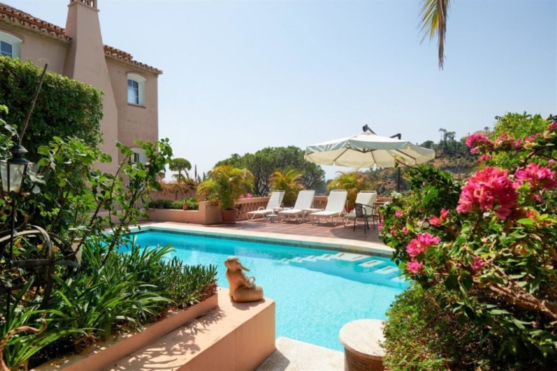 El Madroñal Detached House In El Madroñal, Spain For Sale (13475379)