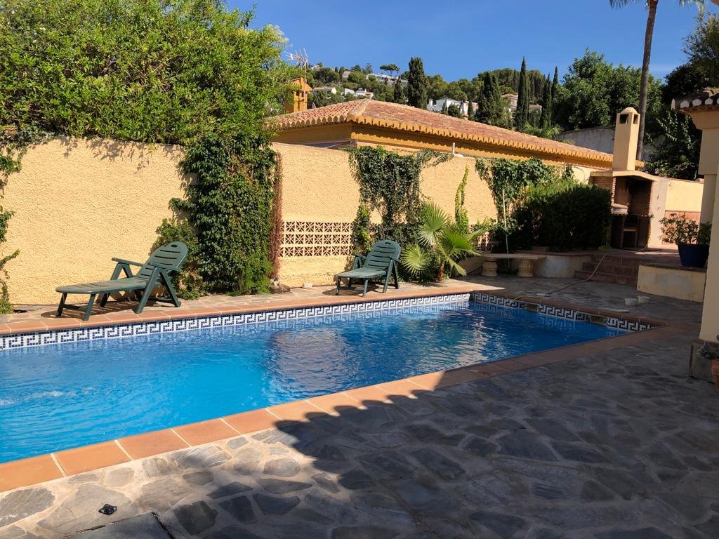 Almuñécar Villa In Almuñécar, Andalusia, Spain For Sale (13474017)