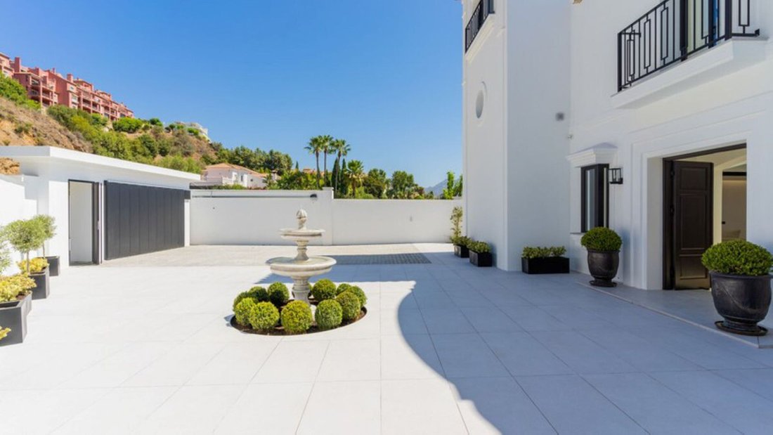 La Quinta Detached House In La Quinta, Spain For Sale (13474749)