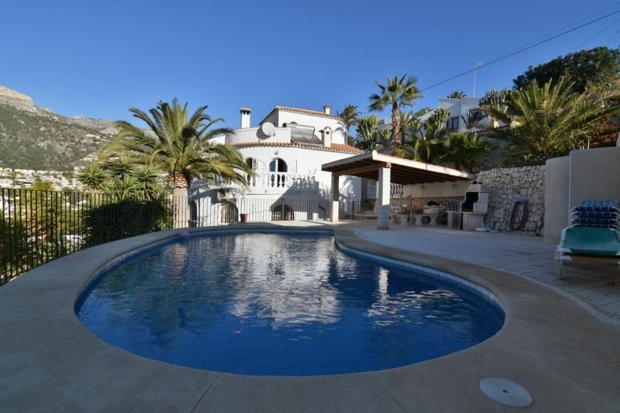 Chalet in Calp / Calpe, Valencian Community, Spain 1 - 13471137