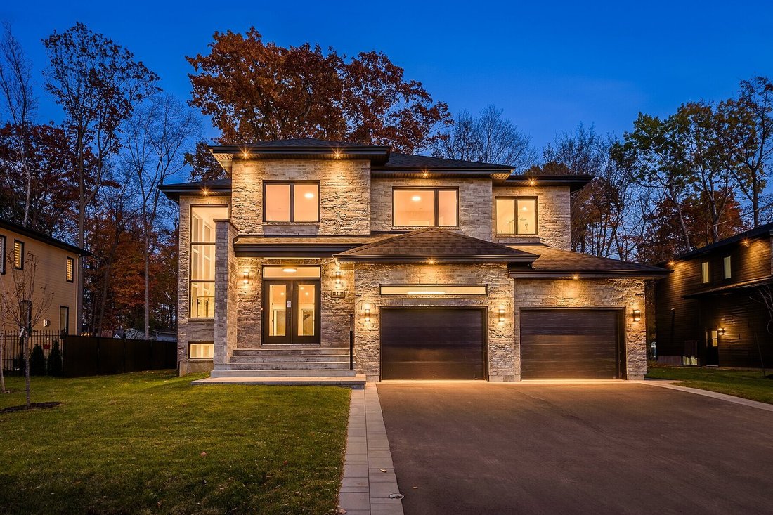 Notre Dame De L'île Perrot, In Notre Dame De L'île Perrot, Quebec