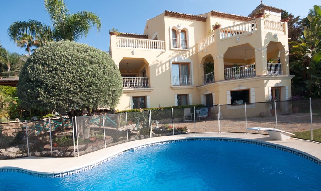 Sierra Blanca Detached House In Sierra Blanca, Spain For Sale (13474774)