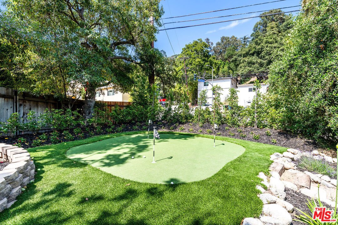 House Los Angeles In Los Angeles, California, United States For Sale