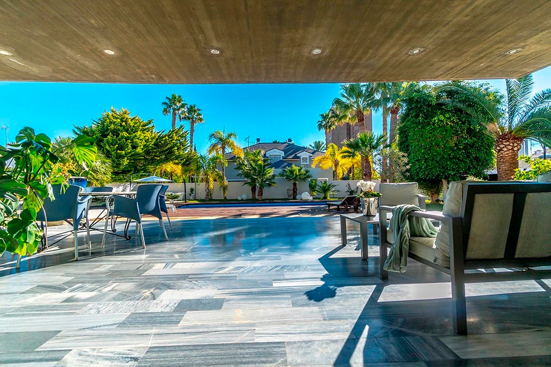 Villa in Alicante, Valencian Community, Spain 4 - 13470944