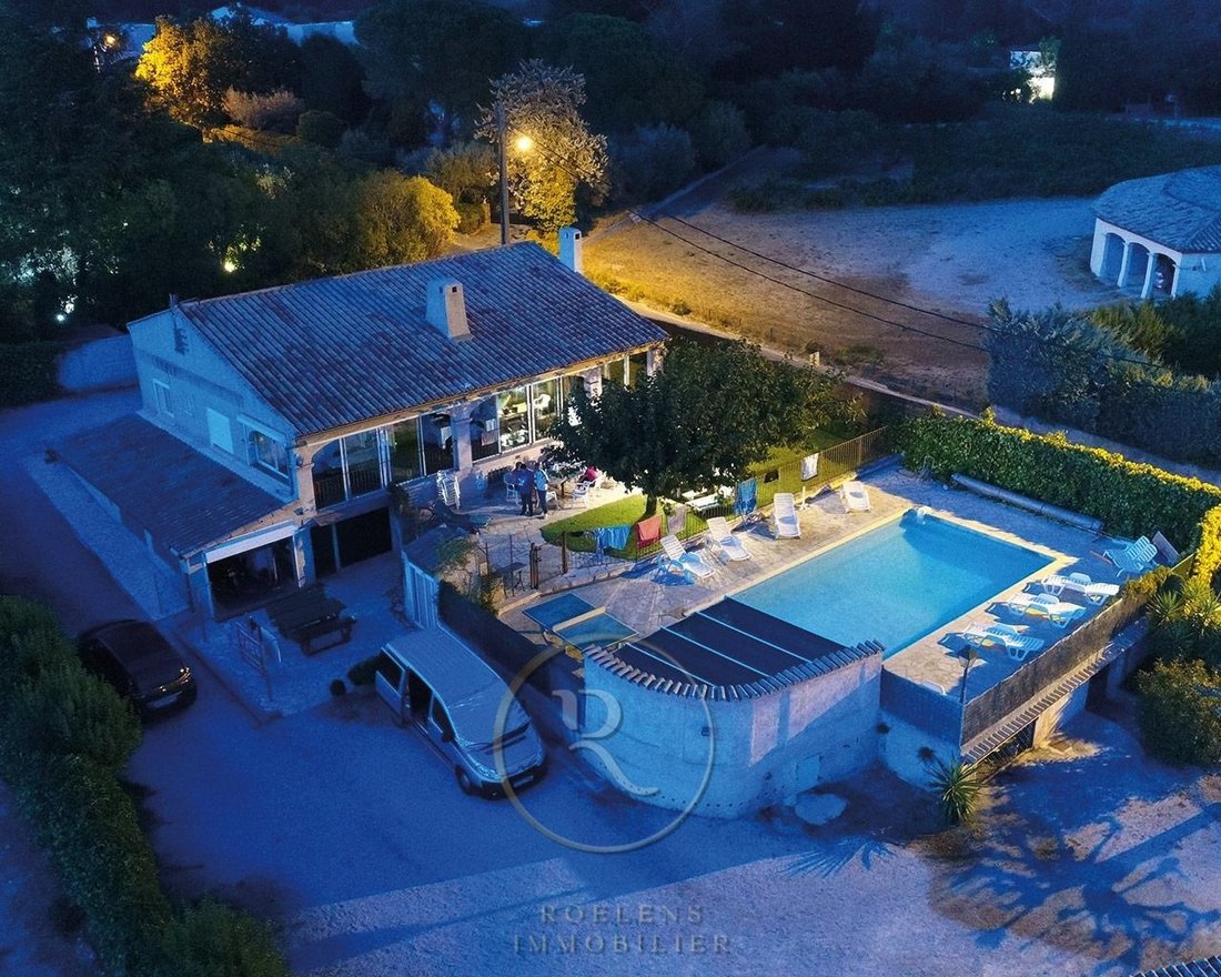 Bare Ownership Sale In Le Plan De La Tour, Provence Alpes Côte D'azur