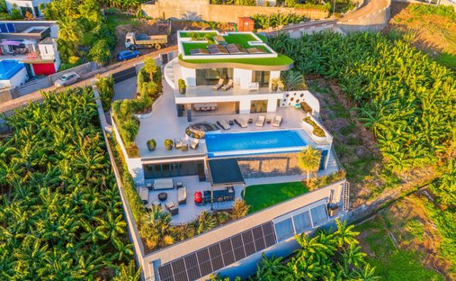 Villa in Ponta Do Sol, Madeira, Portugal 1