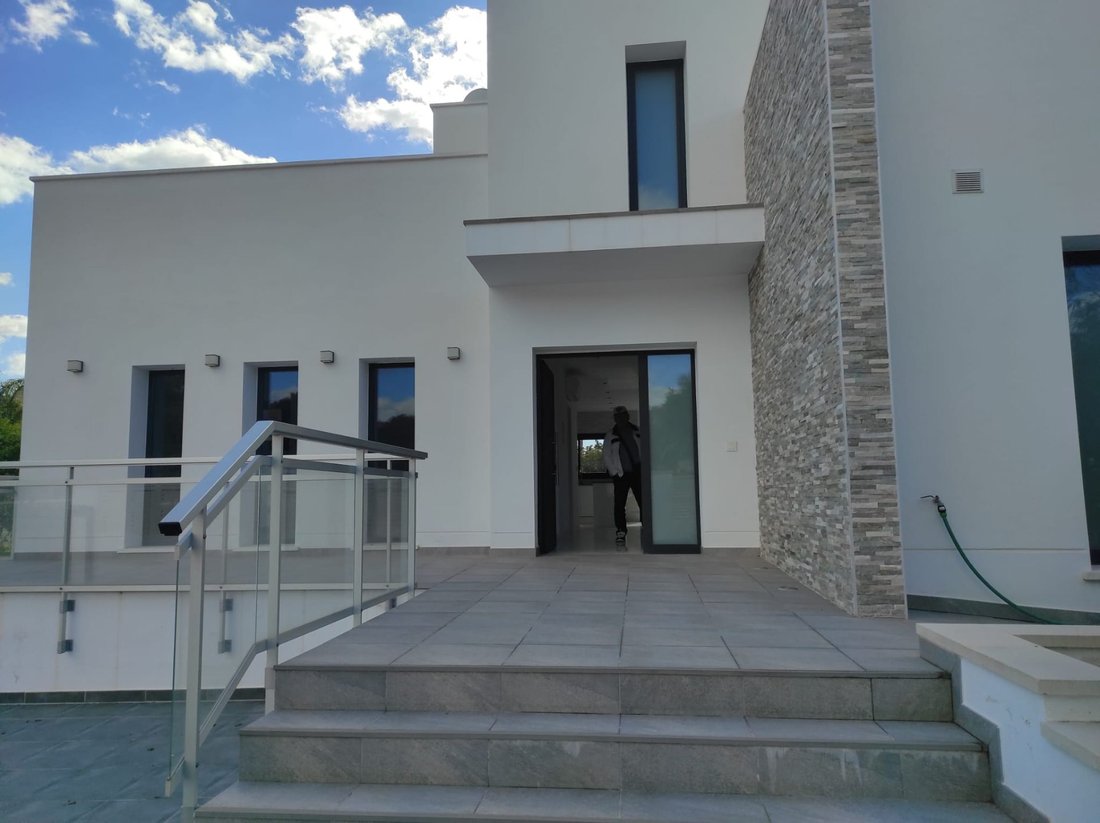 Chalet in Calp / Calpe, Valencian Community, Spain 3 - 12851111
