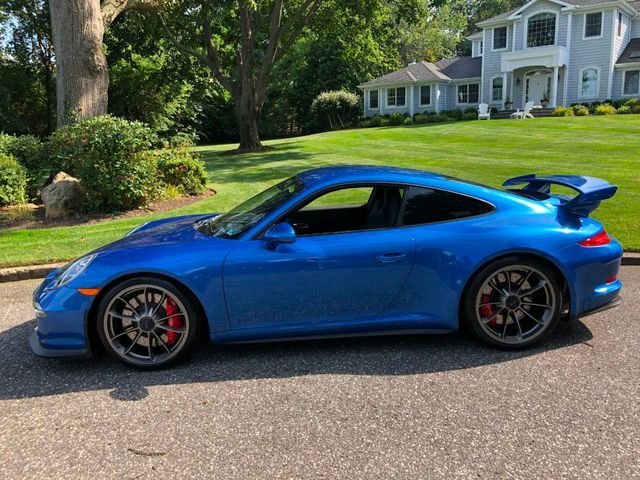 Porsche 911 in Calverton, NY, United States 2 - 13480833