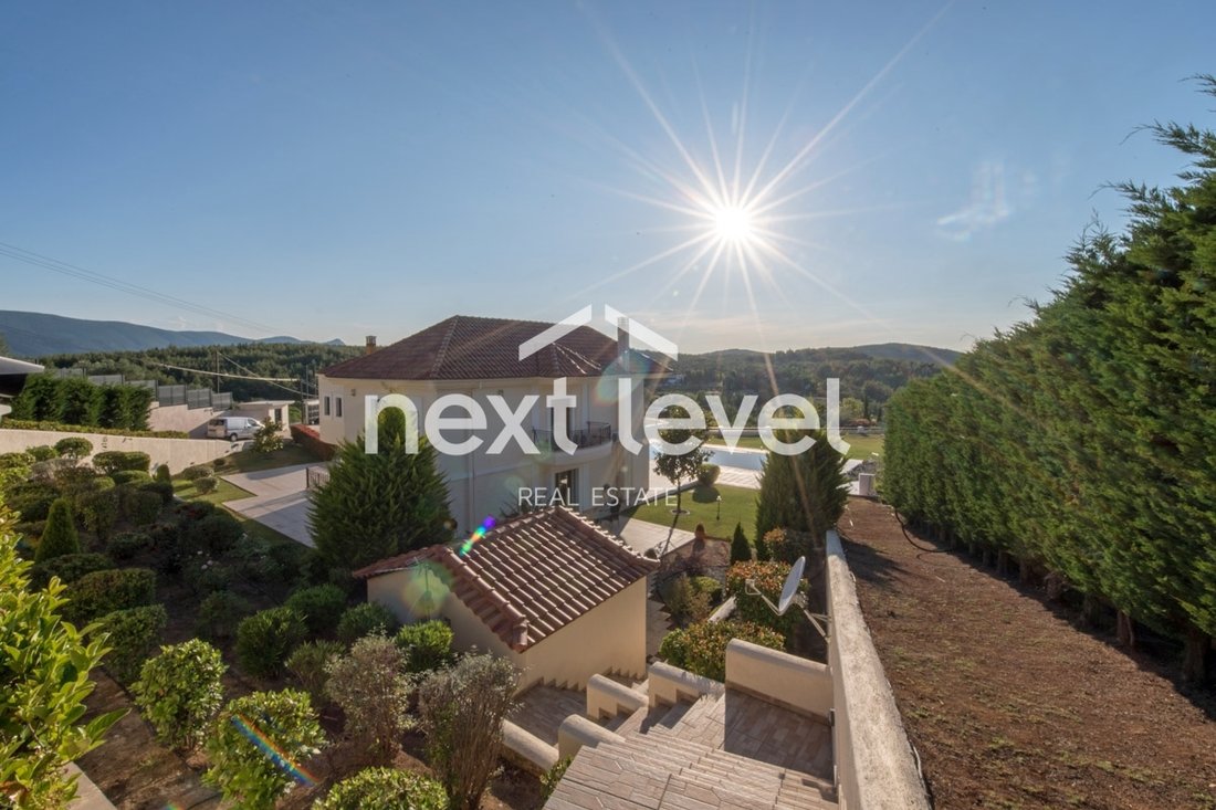 Villa in Oropos, Attica, Greece 2 - 13476963