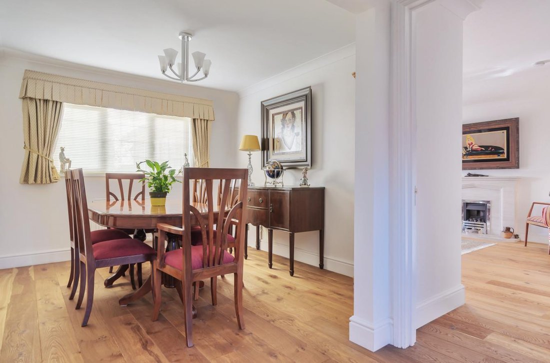 5 Bedroom Detached House For Sale In In Bexhill On Sea, England, United