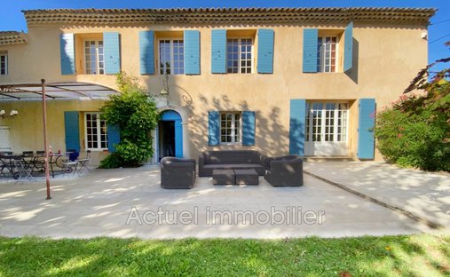 Villa in Granettes-Jauberte-Sainte Anne, Aix-en-Provence, France 1