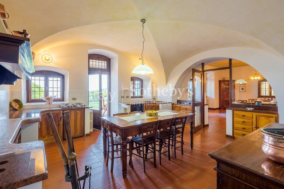 House in Cenate Sotto, Lombardy, Italy 4 - 10329123