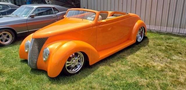 Ford Roadster in Calverton, NY, United States 1 - 13480324